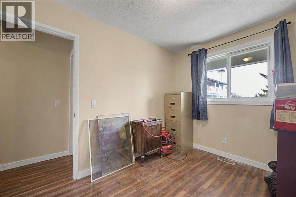 814, 200 Brookpark Drive SW — photo 14