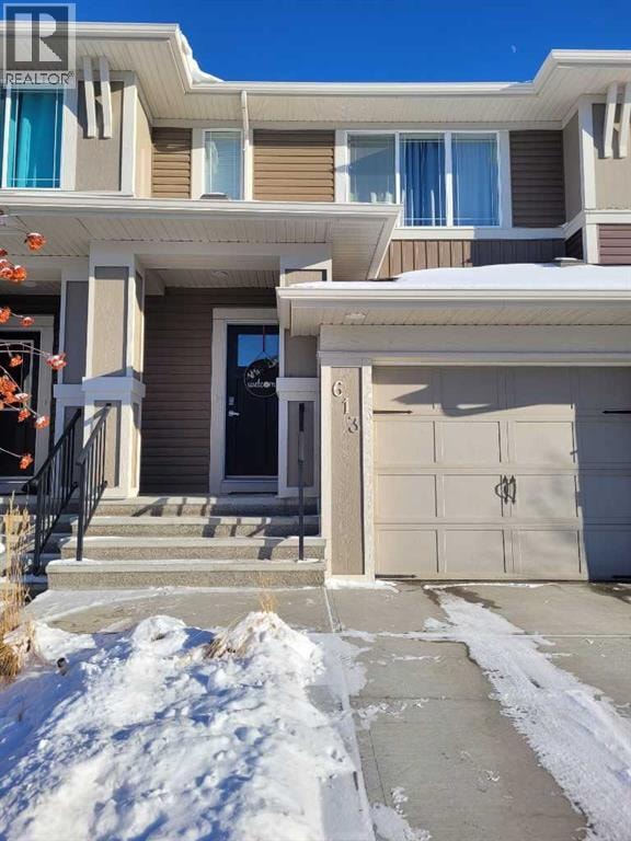 613 Hillcrest Road SW — photo 2