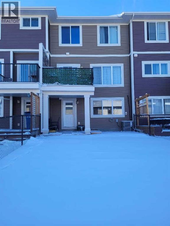 613 Hillcrest Road SW — photo 4