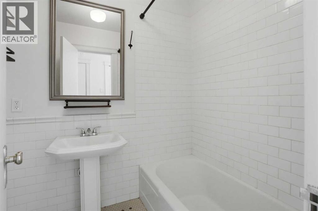 3, 330 19 Avenue SW — photo 9