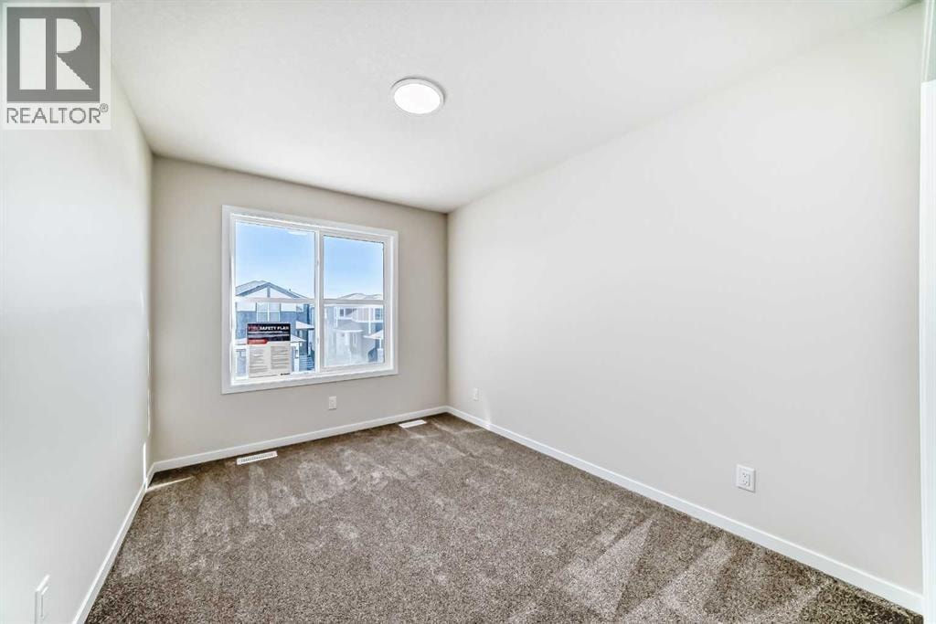 105 Corner Glen Green NE — photo 40