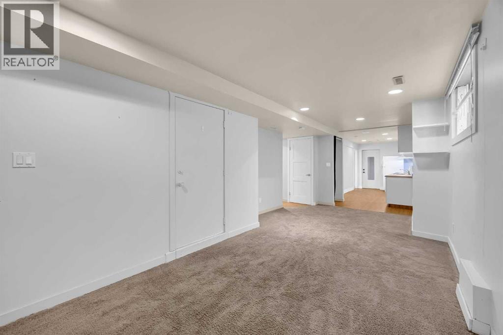 49 Beacham Way NW — photo 35