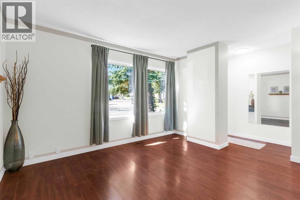 34, 630 Sabrina Road SW — photo 5