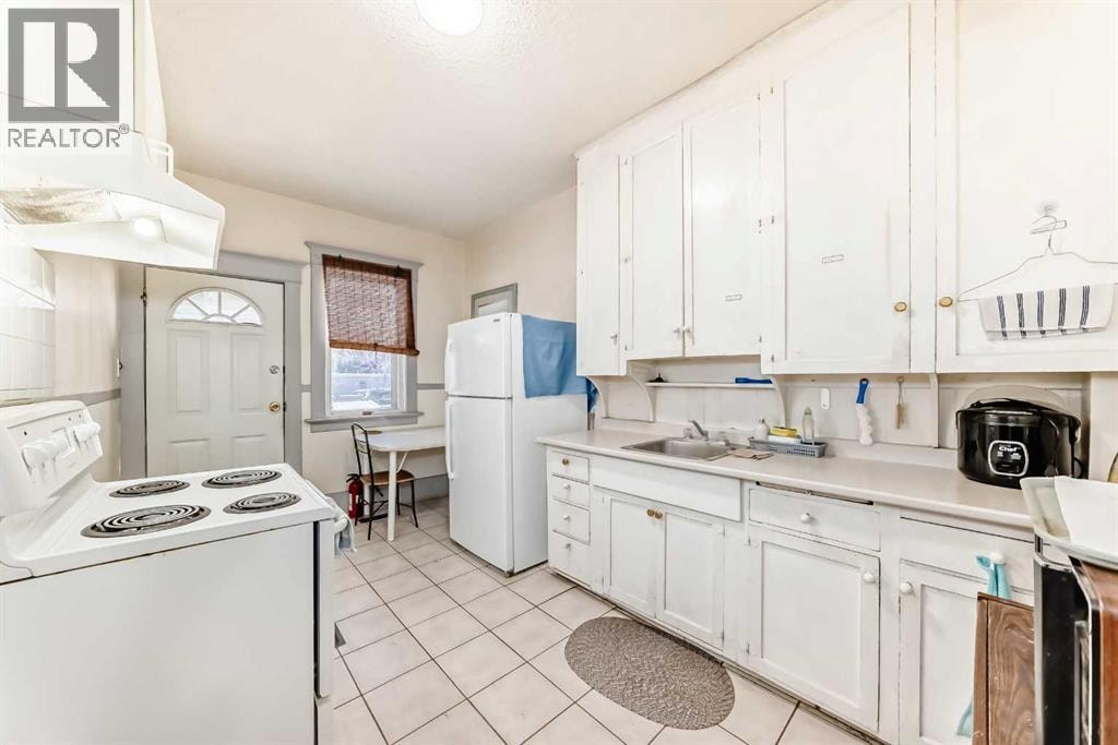1227 13 Avenue SW — photo 21