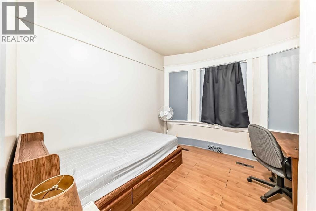 1227 13 Avenue SW — photo 16