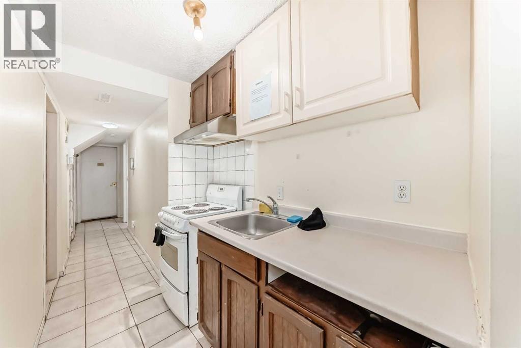 1227 13 Avenue SW — photo 25
