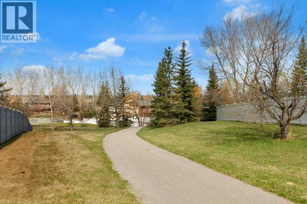 63 Mt Assiniboine Circle SE — photo 37