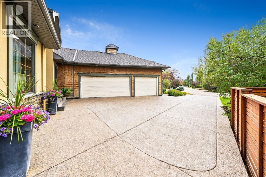 212 Aspen Meadows Place SW — photo 3