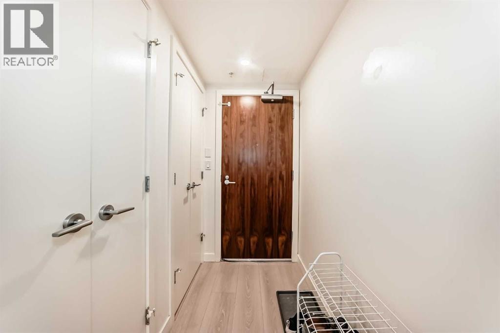 104, 108 Waterfront Court SW — photo 4