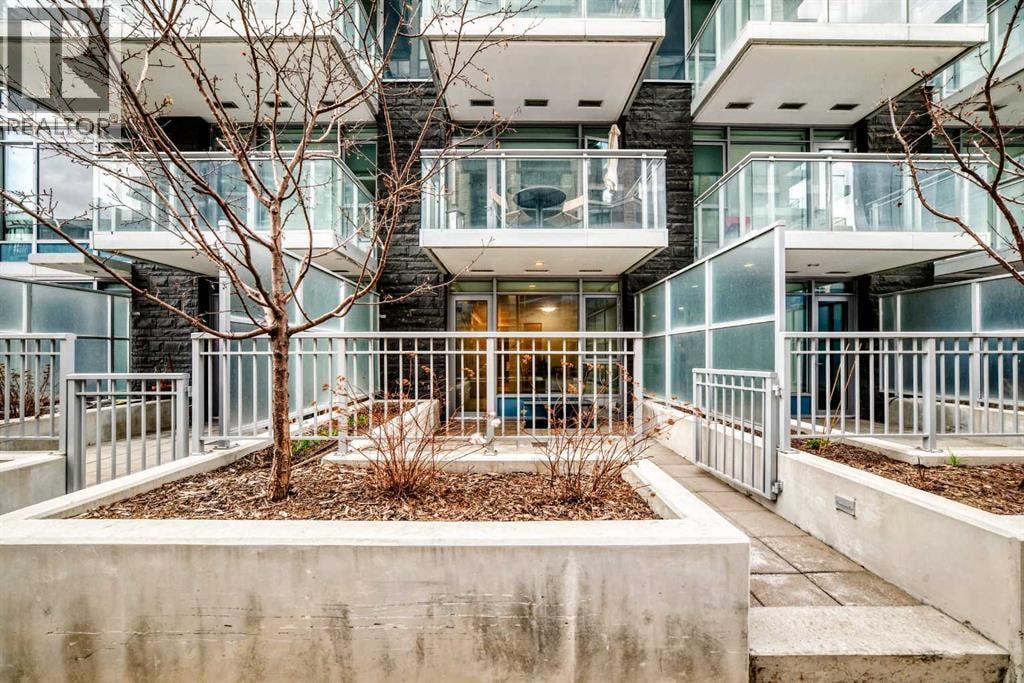 104, 108 Waterfront Court SW — photo 41