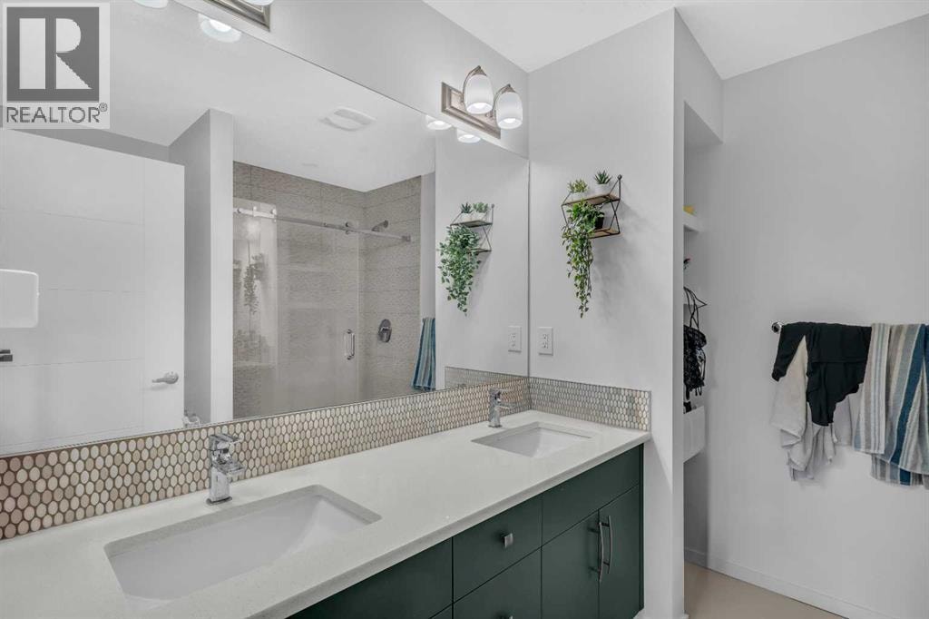 271 Carringham Road NW — photo 30