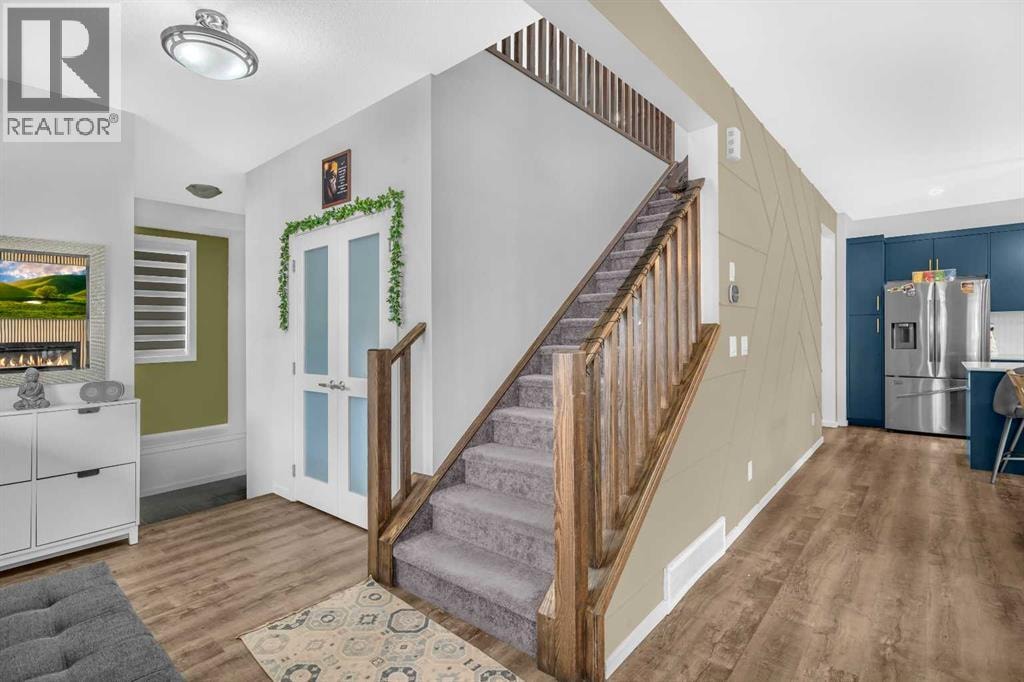 271 Carringham Road NW — photo 6