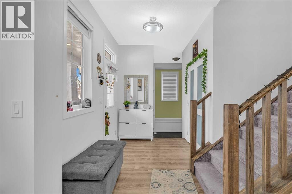 271 Carringham Road NW — photo 5