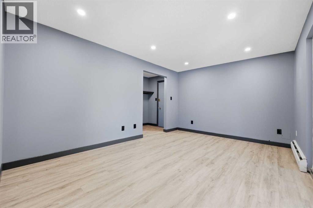 203, 3103 Blakiston Drive NW — photo 5