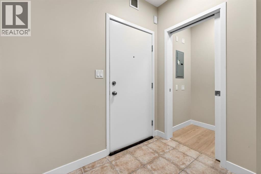 2102, 333 Taravista Drive NE — photo 31