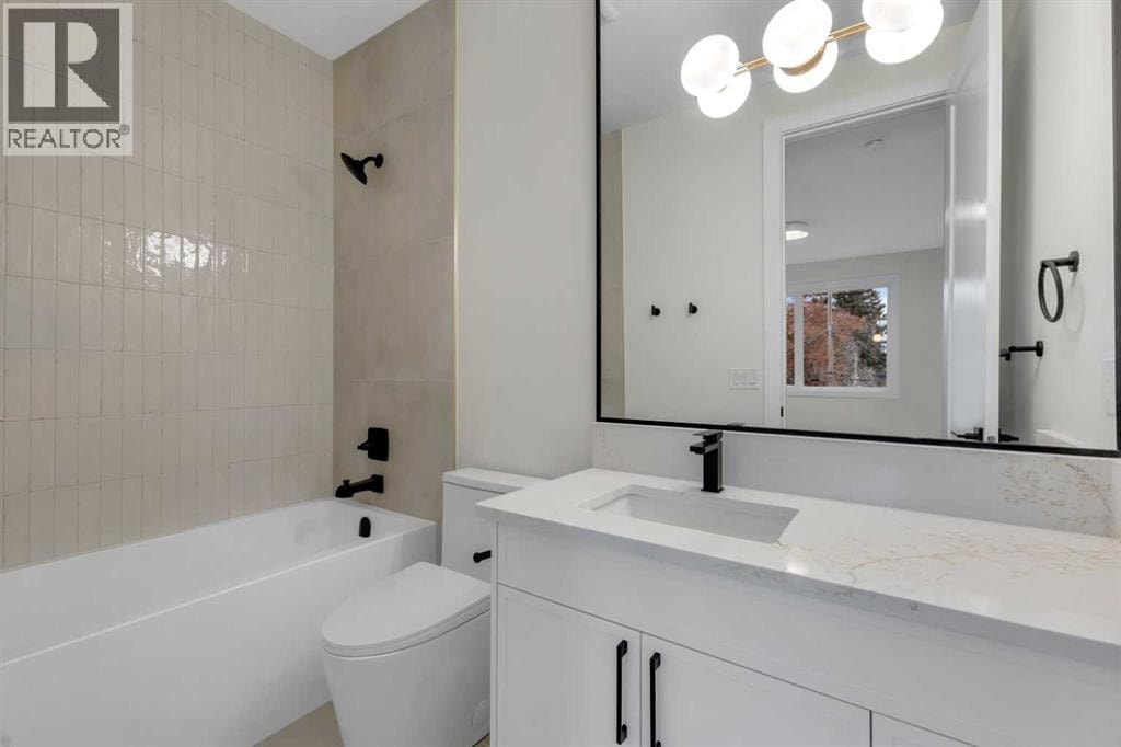 2430 36 Street SW — photo 41
