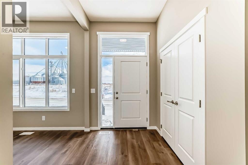 833 Marine Drive SE — photo 9