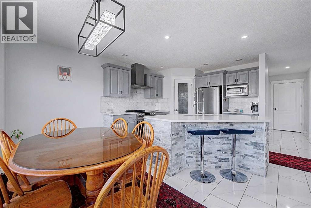 644 Luxstone Landing SW — photo 8