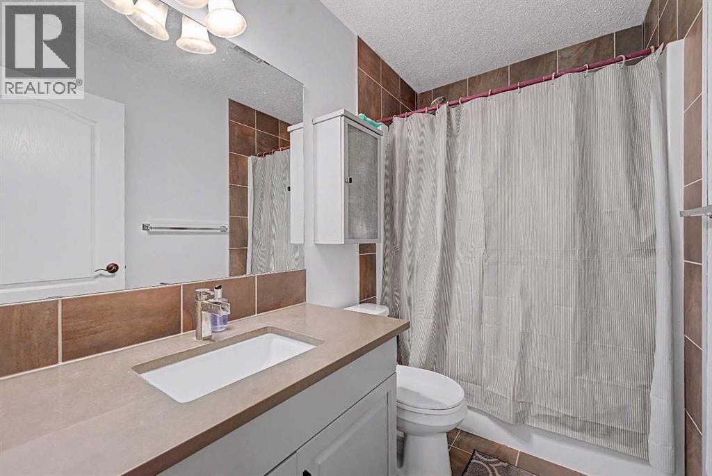 644 Luxstone Landing SW — photo 18