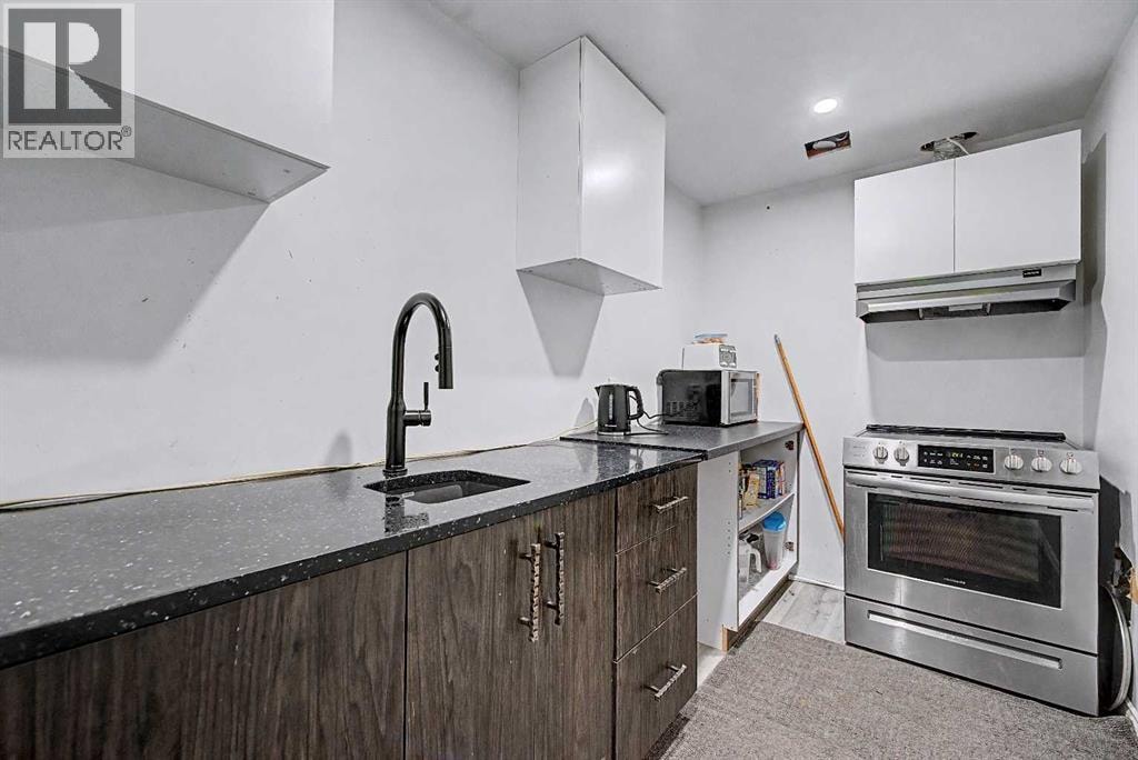 644 Luxstone Landing SW — photo 26