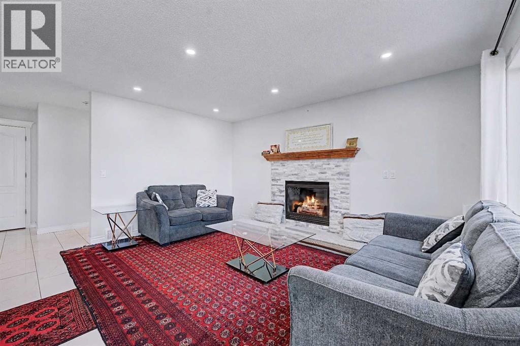 644 Luxstone Landing SW — photo 42