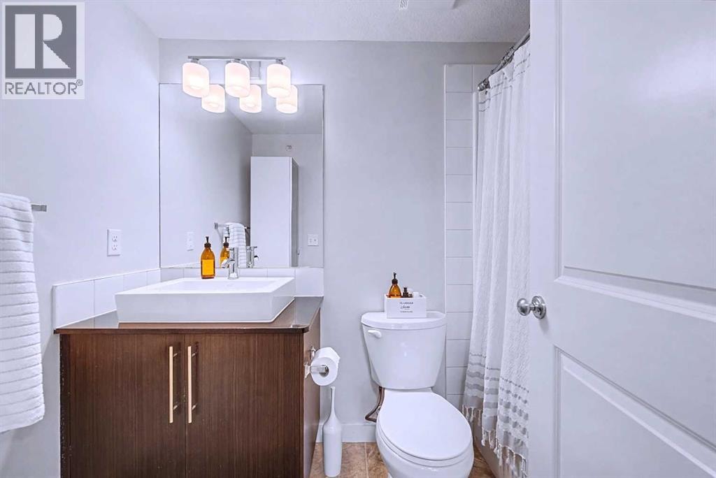 4408, 155 Skyview Ranch Way NE — photo 18