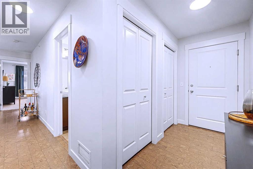 4408, 155 Skyview Ranch Way NE — photo 5
