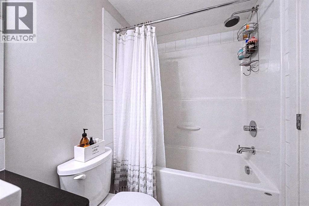 4408, 155 Skyview Ranch Way NE — photo 19