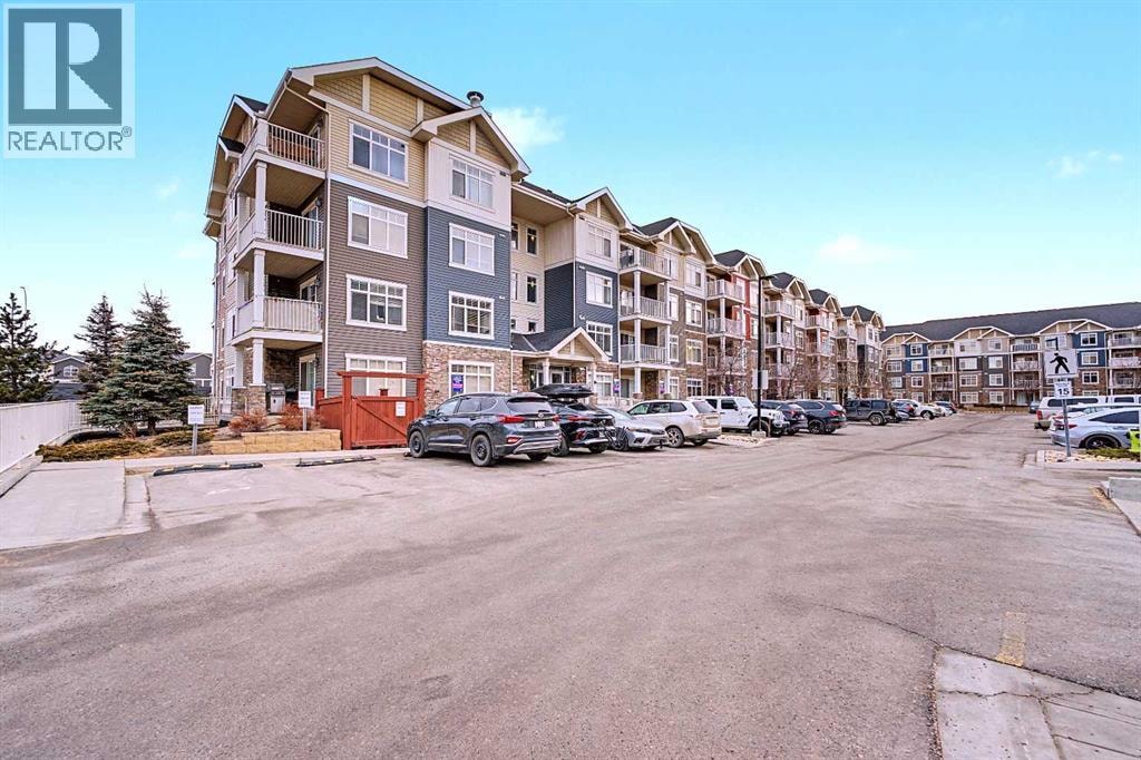 4408, 155 Skyview Ranch Way NE — photo 3