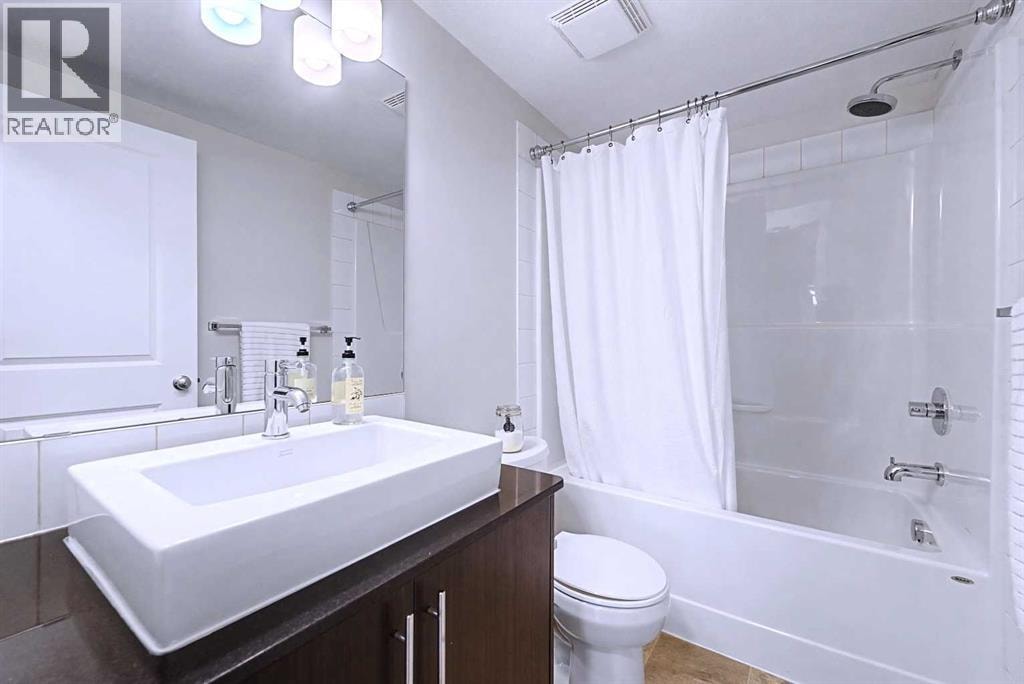4408, 155 Skyview Ranch Way NE — photo 22