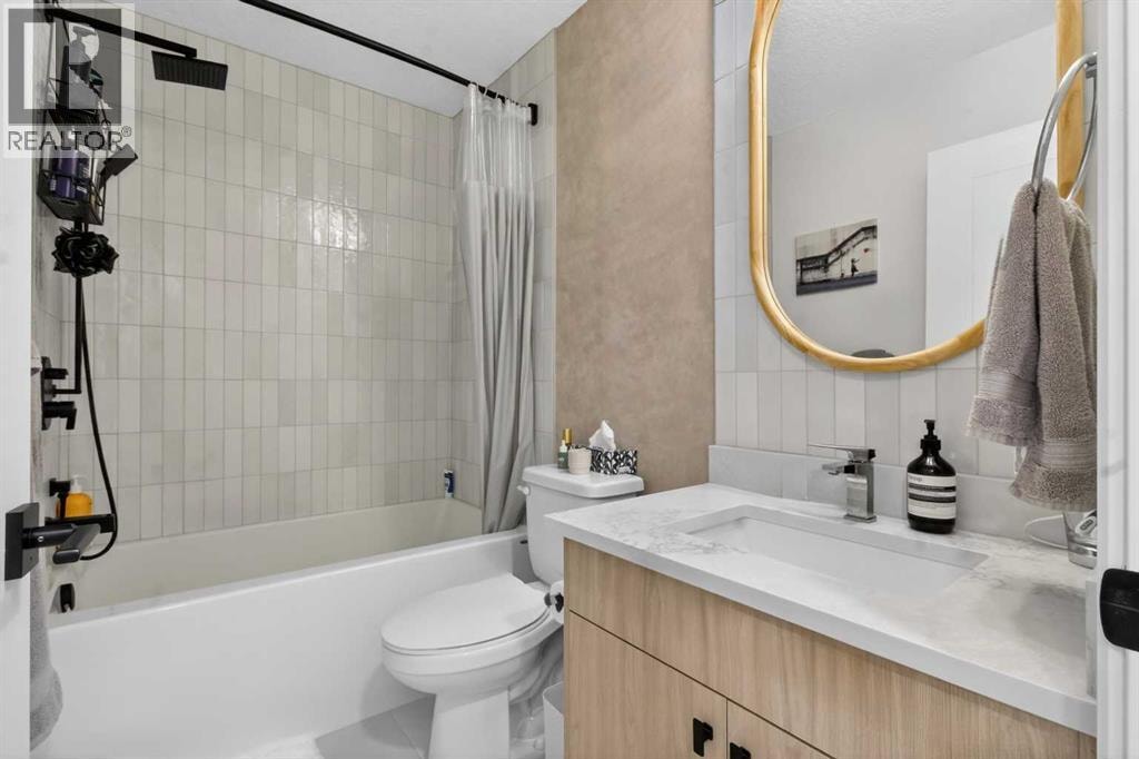 215, 370 Dieppe Drive SW — photo 3
