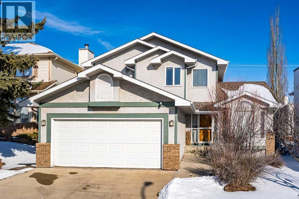 146 Hawkdale Circle NW — photo 2