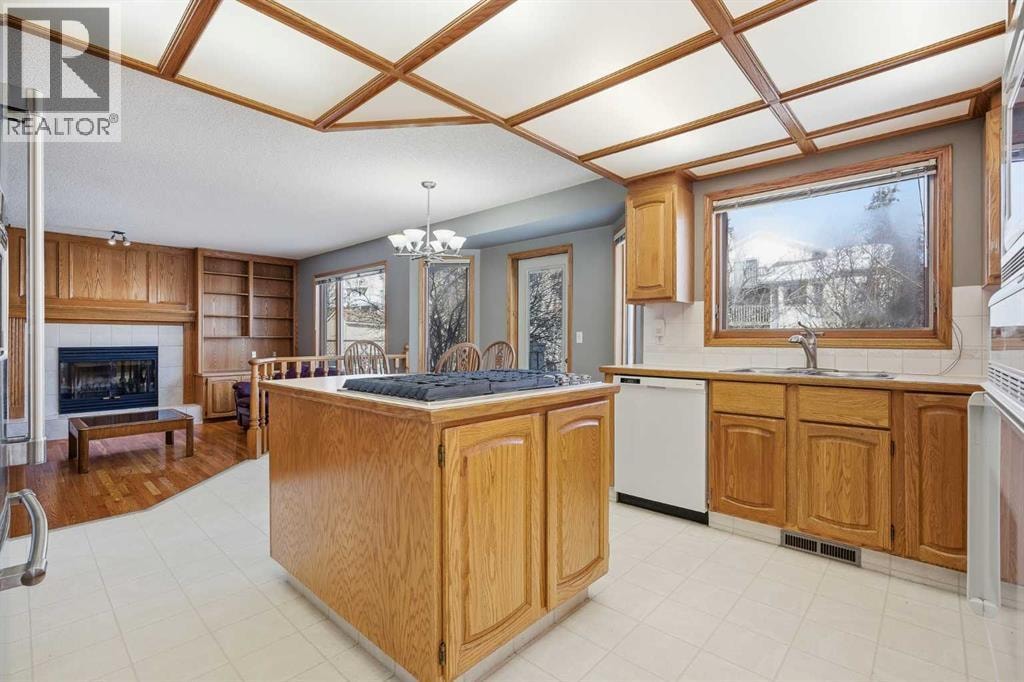 146 Hawkdale Circle NW — photo 12