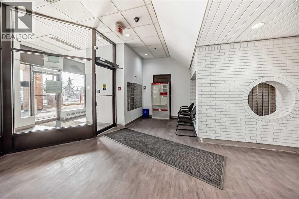 #912, 8604 48 Avenue NW — photo 37