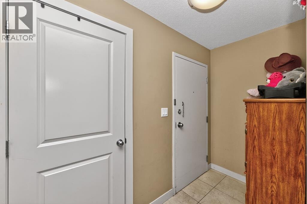 1303, 6118 80 Avenue NE — photo 3