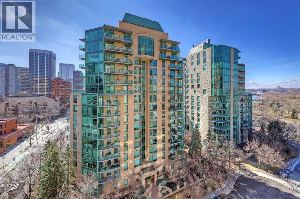 902, 200 La Caille Place SW — photo 19