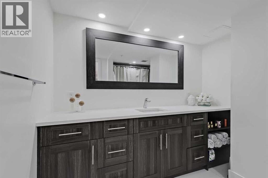 902, 200 La Caille Place SW — photo 17