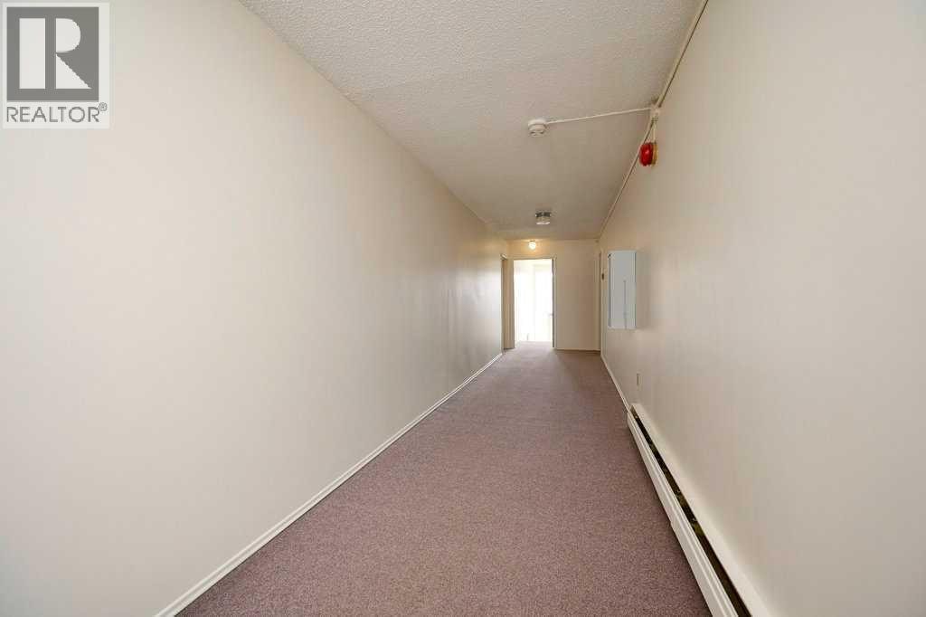 4323 75 Street NW — photo 30