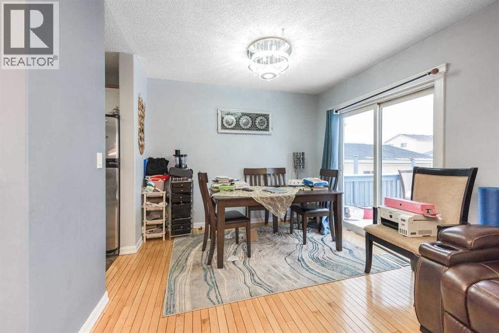 3810 Catalina Boulevard NE — photo 7
