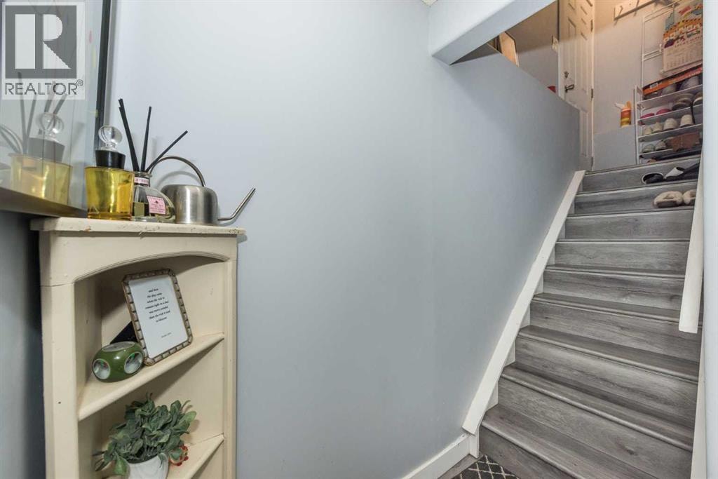 3810 Catalina Boulevard NE — photo 25