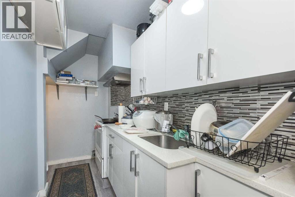 3810 Catalina Boulevard NE — photo 21