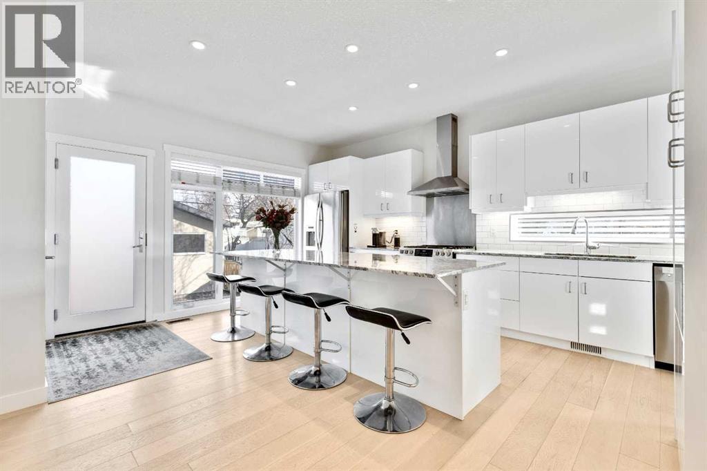 2728 Cochrane Road NW — photo 9