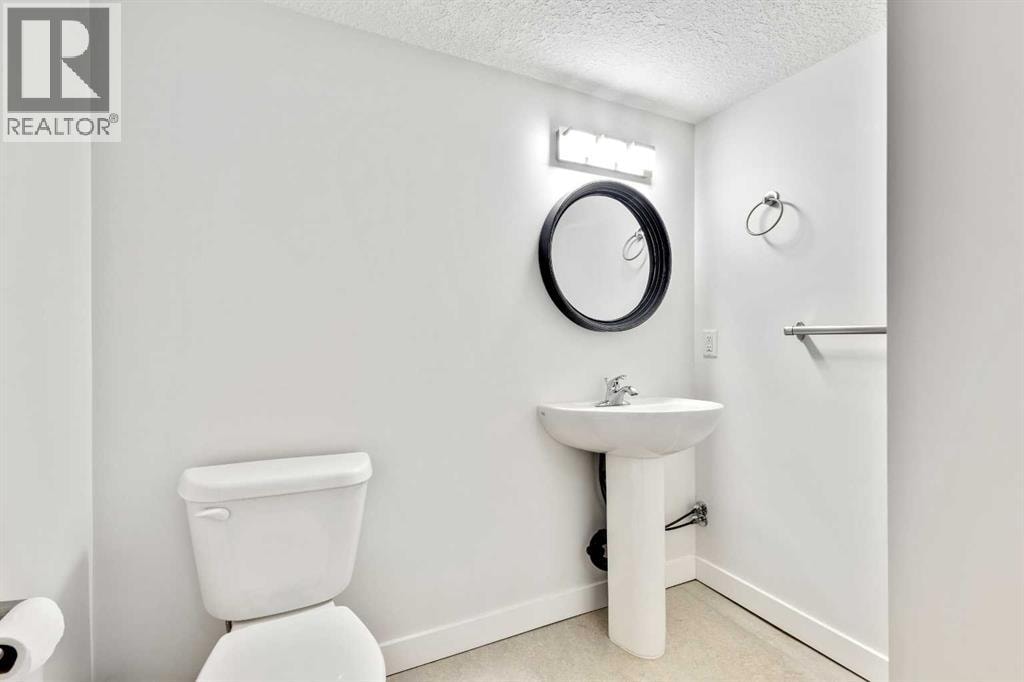 2728 Cochrane Road NW — photo 30