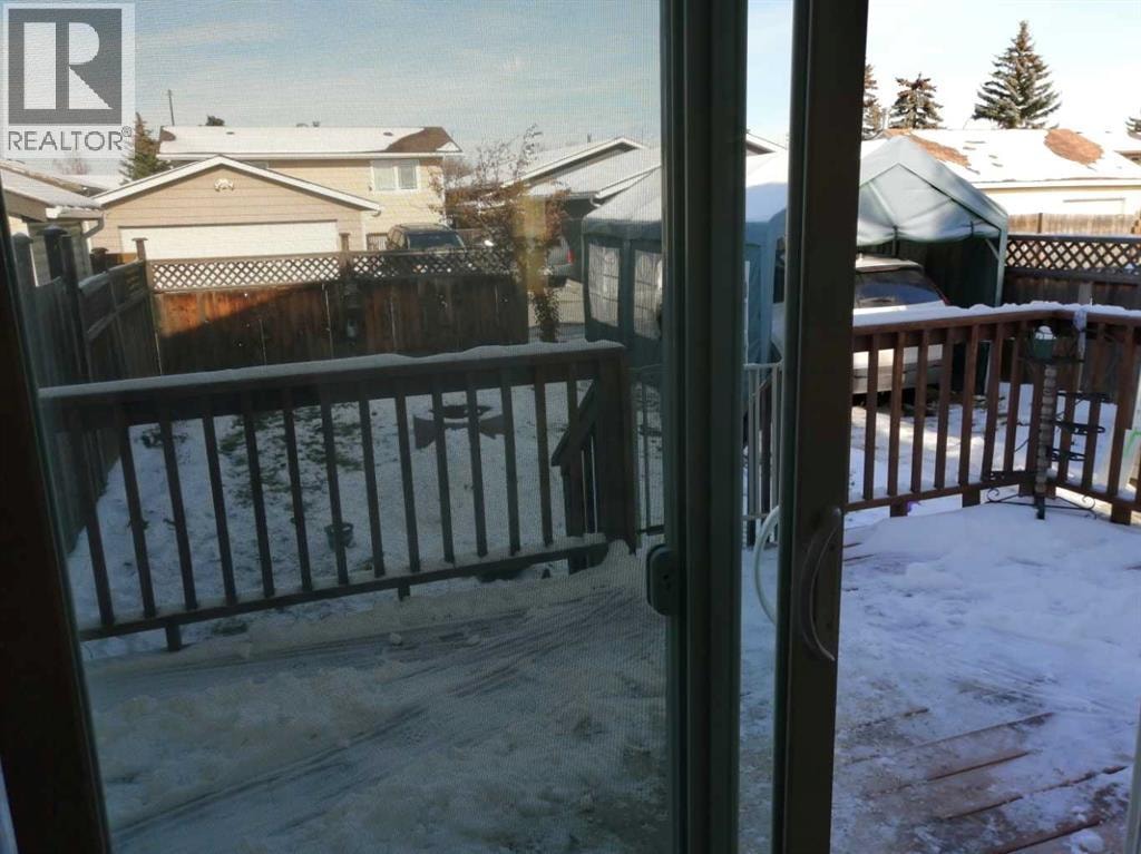 22 Whitman Close NE — photo 30