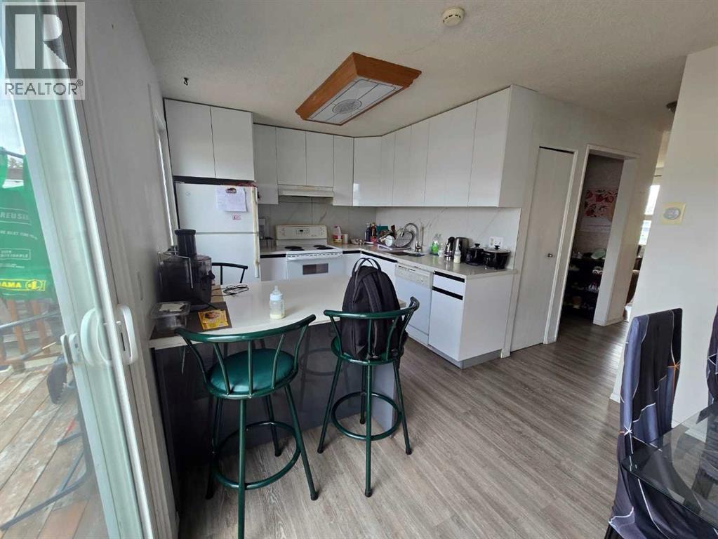 22 Whitman Close NE — photo 6