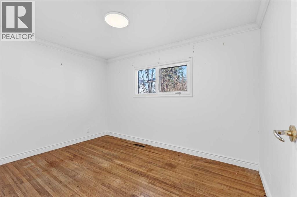 16 Heston Street NW — photo 16