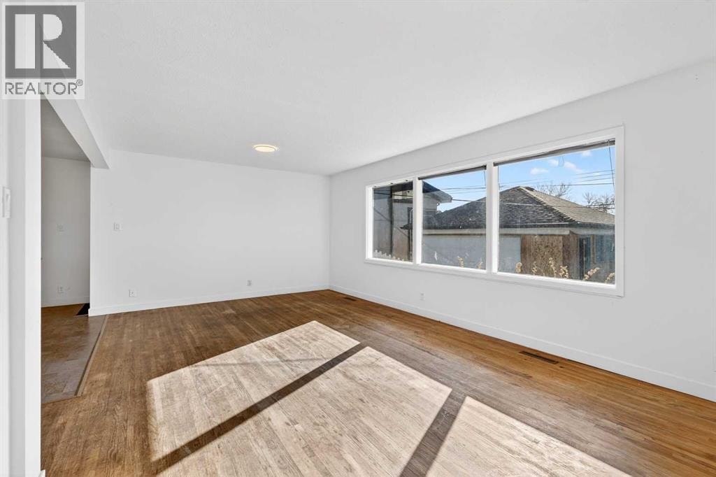 16 Heston Street NW — photo 14