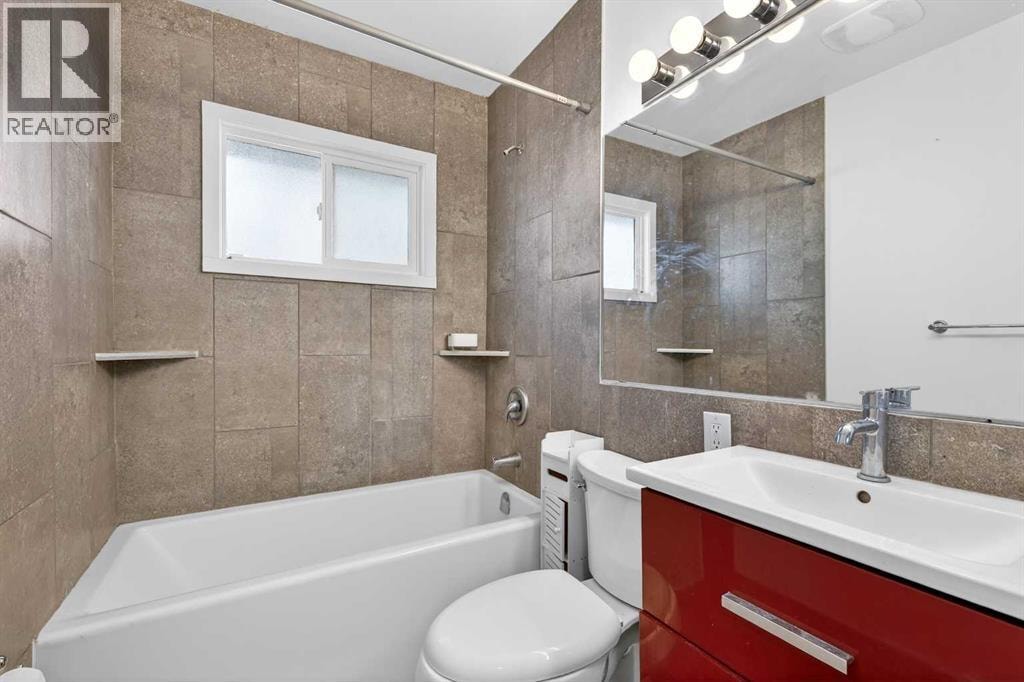 16 Heston Street NW — photo 15