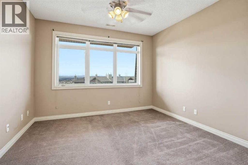 11, 148 Rockyledge View NW — photo 9
