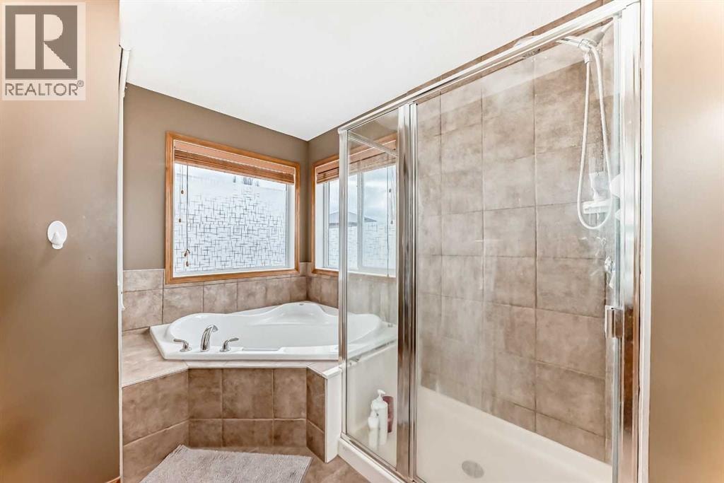 225 Kincora Heights NW — photo 26